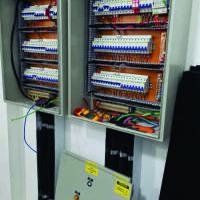 quadro disjuntores competo